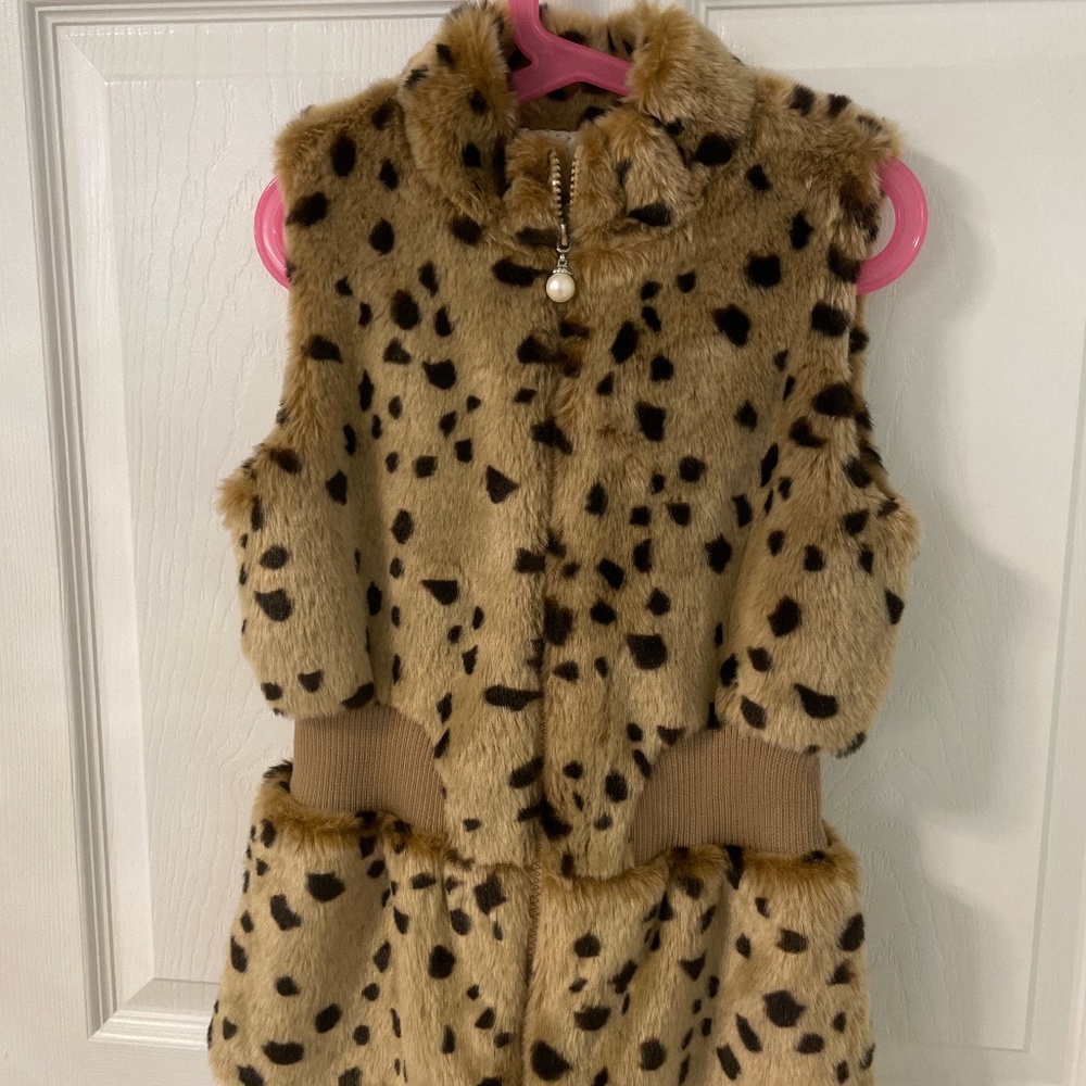 Girl faux fur vest